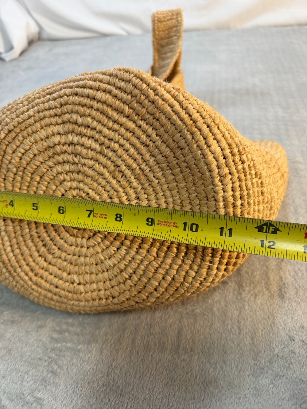 Aerie Raffia Woven Beach Tote | Boho Coastal Summer Straw Bag - Picture 11 of 12